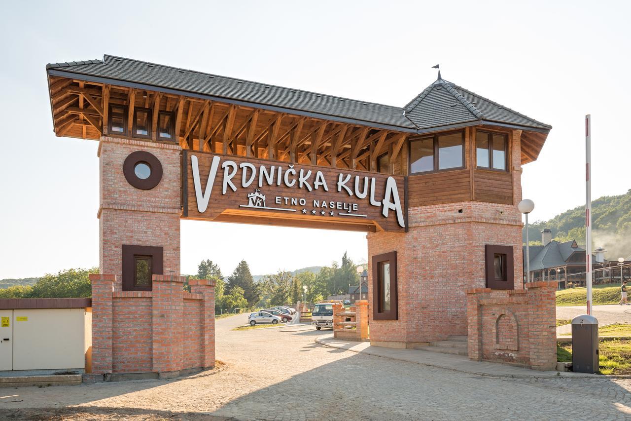 Bed and Breakfast Etno Naselje Vrdnicka Kula Vrdnik Exteriér fotografie